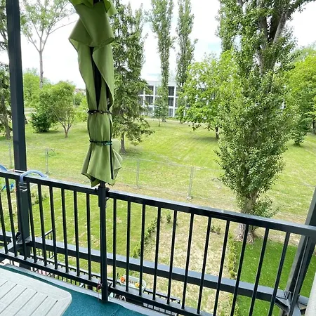 Aniko Vizparti Studio Apartman Apartament Balatonberény